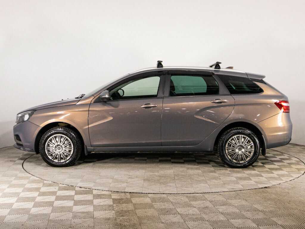 Lada (ВАЗ) Vesta SW, 2018 - Фото №7