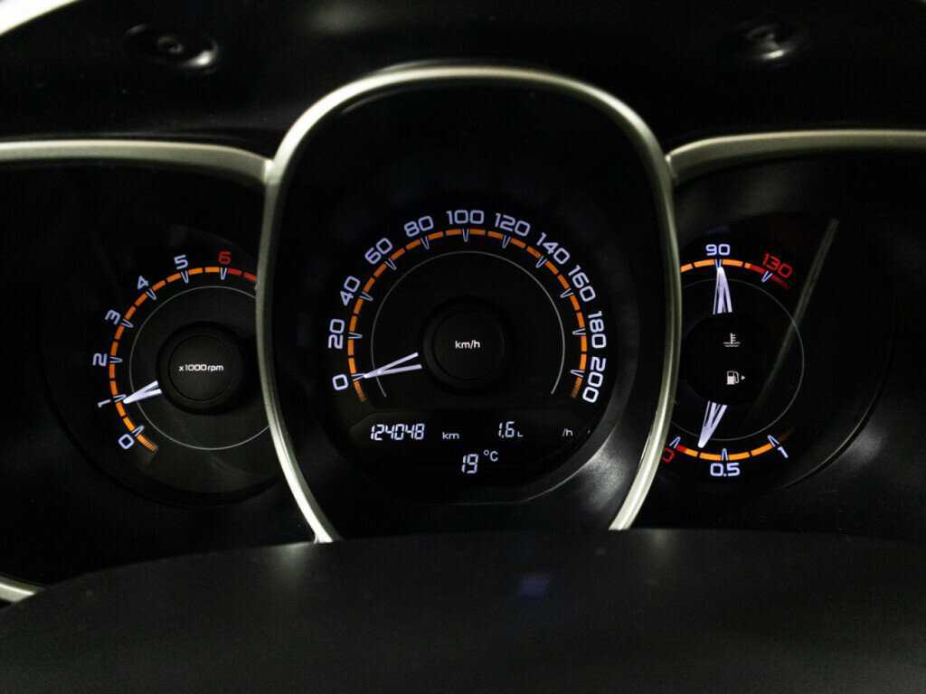 Lada (ВАЗ) Vesta SW, 2018 - Фото №11