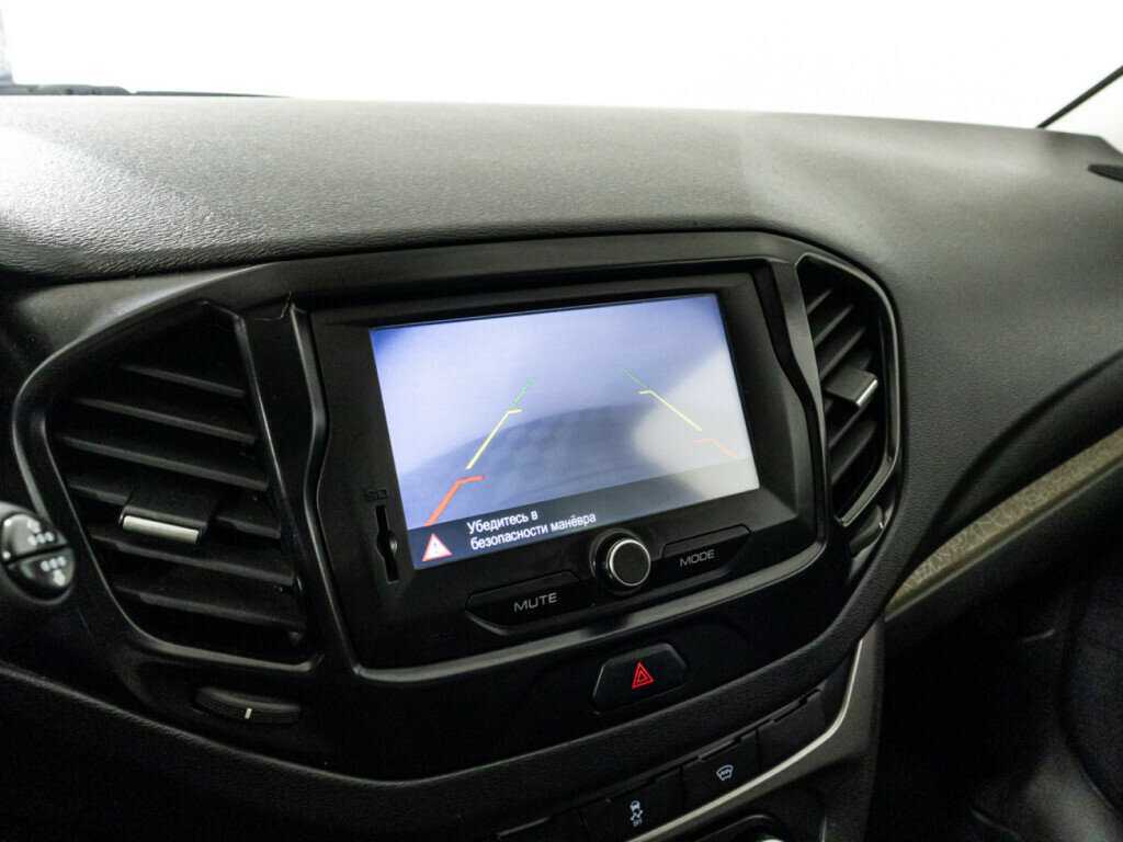 Lada (ВАЗ) Vesta SW, 2018 - Фото №14