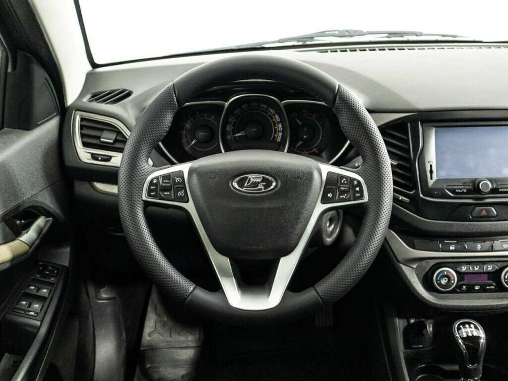 Lada (ВАЗ) Vesta SW, 2018 - Фото №15