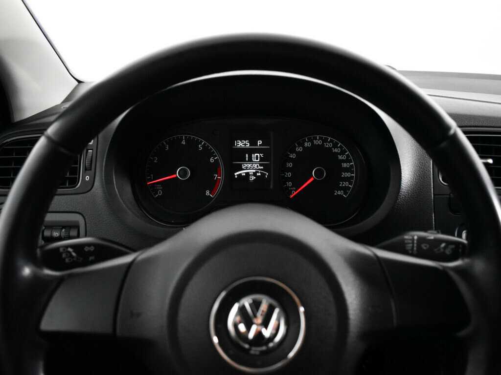 Volkswagen Polo, 2015 - Фото №10