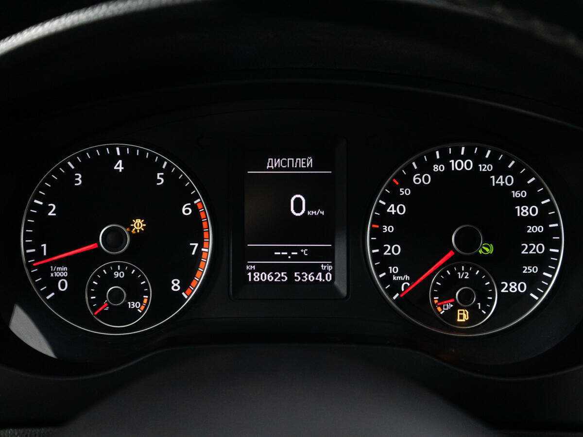 Volkswagen Jetta, 2012 - Фото №11