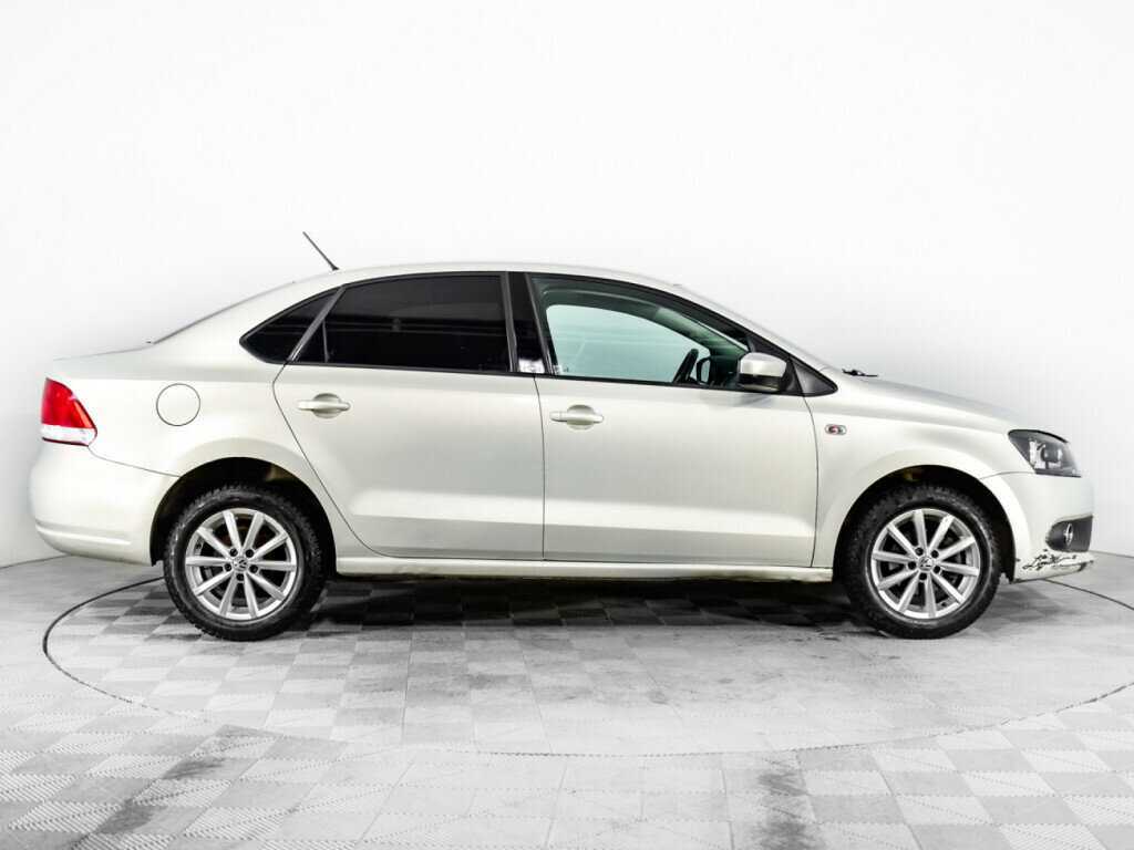 Volkswagen Polo, 2015 - Фото №3
