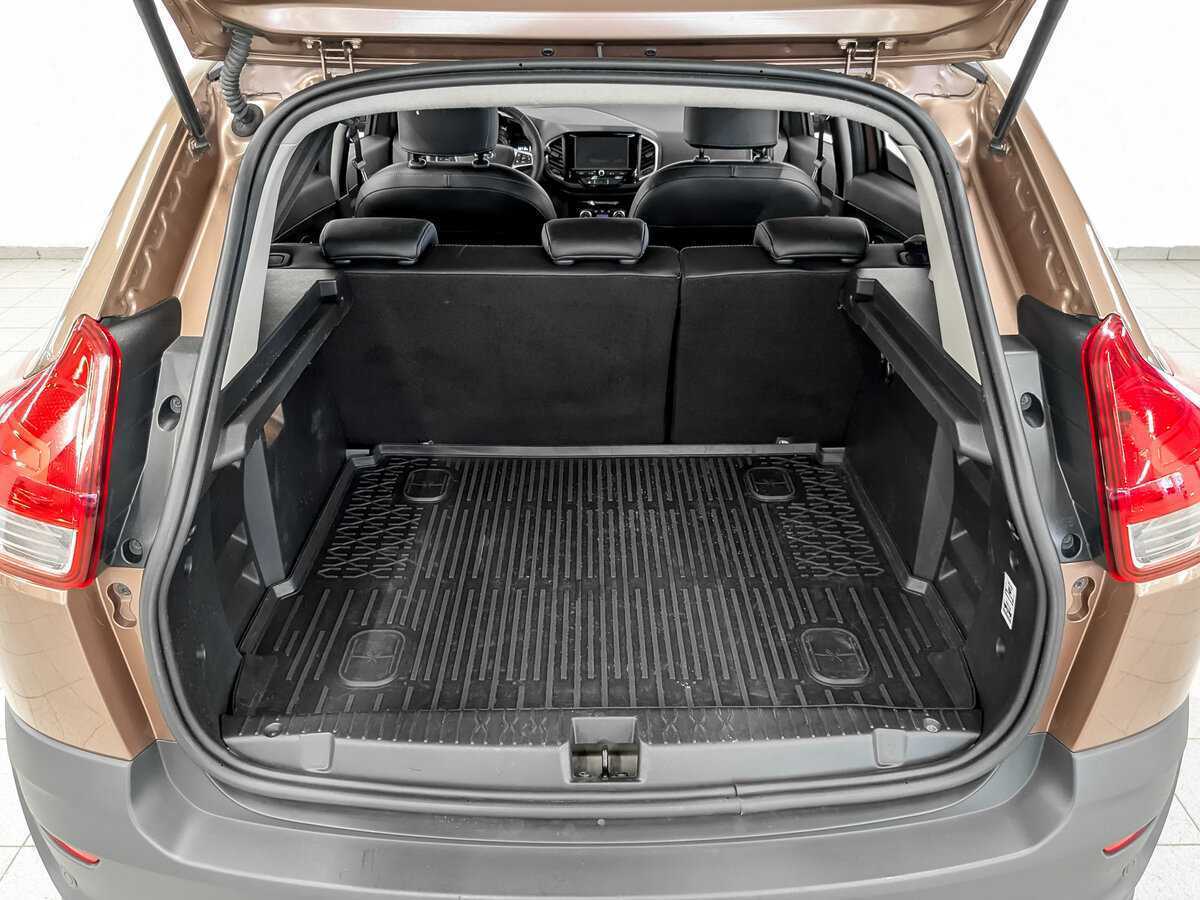 Lada (ВАЗ) XRAY Cross, 2022 - Фото №9