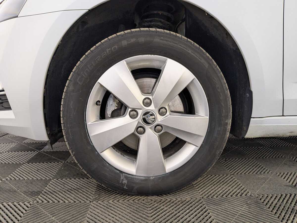 Skoda Octavia, 2020 - Фото №11