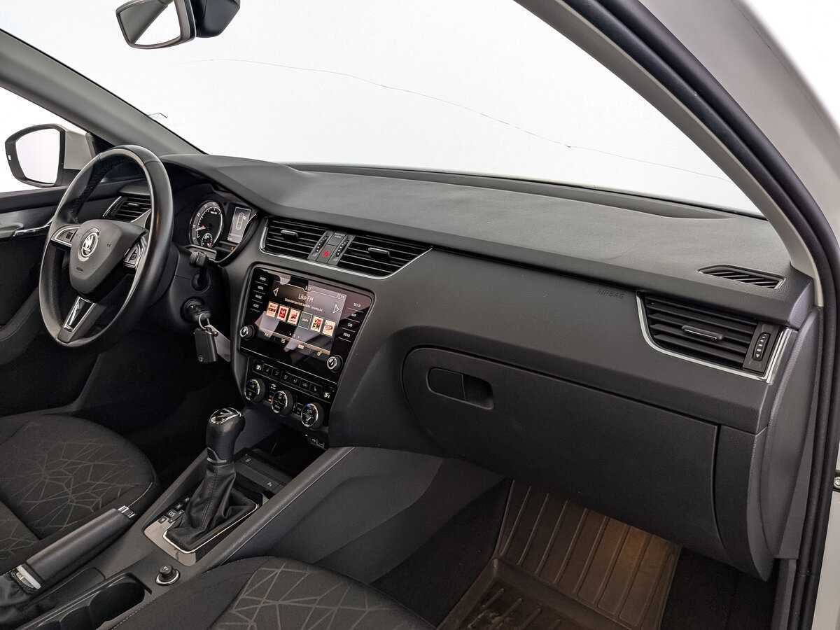 Skoda Octavia, 2020 - Фото №12