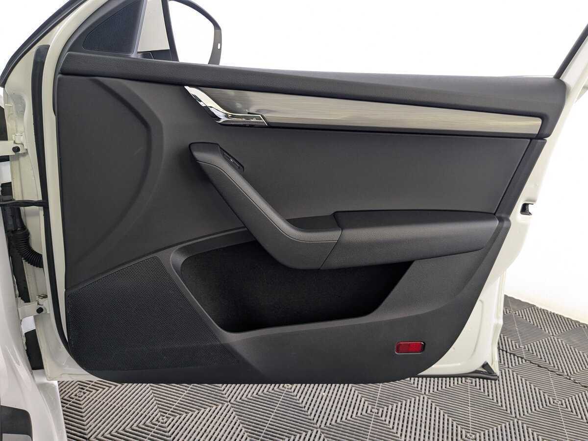 Skoda Octavia, 2020 - Фото №23