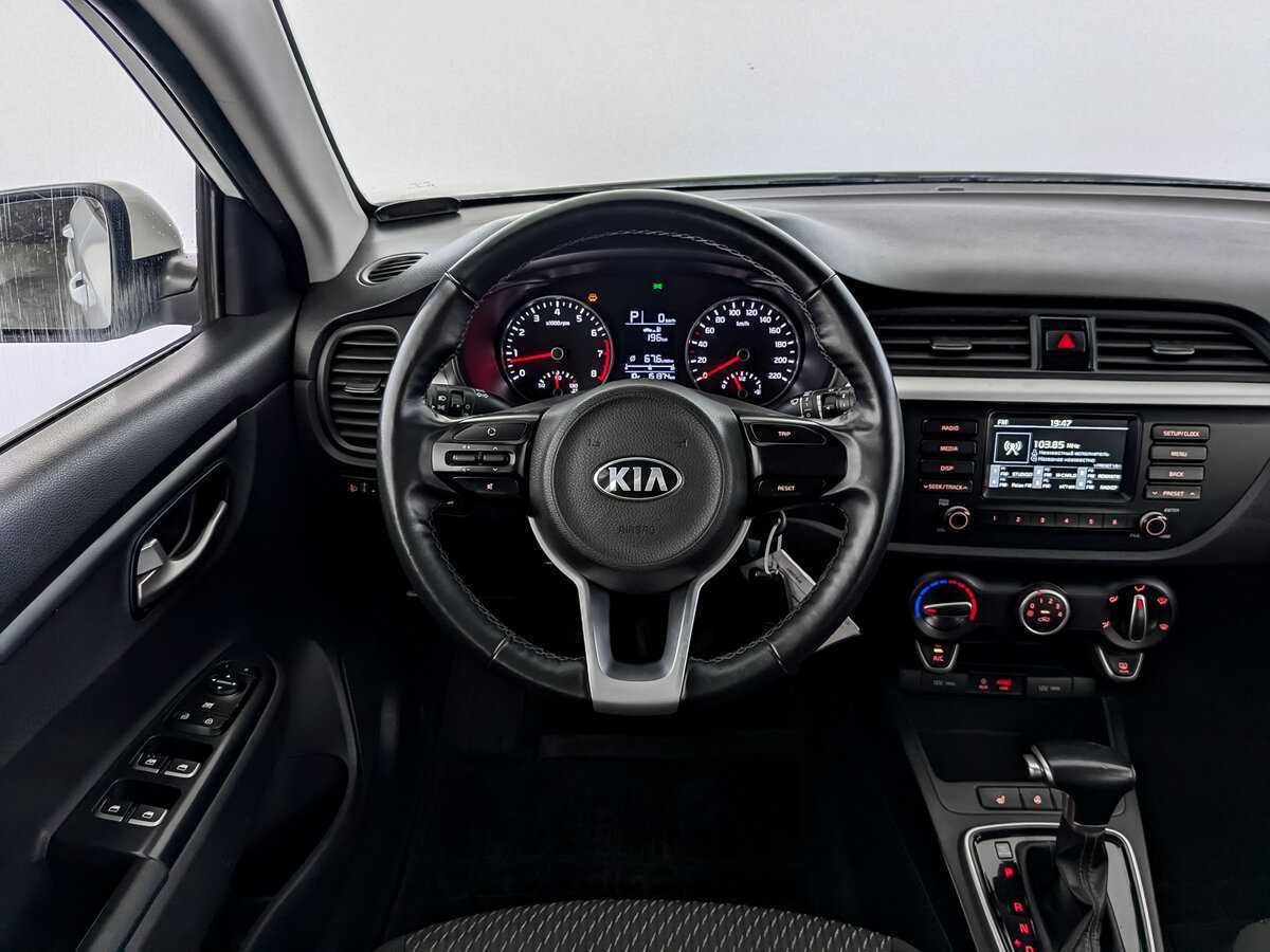 Kia Rio X-Line, 2019 - Фото №20