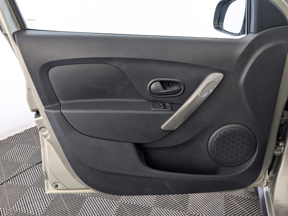 Renault Sandero, 2021 - Фото №16