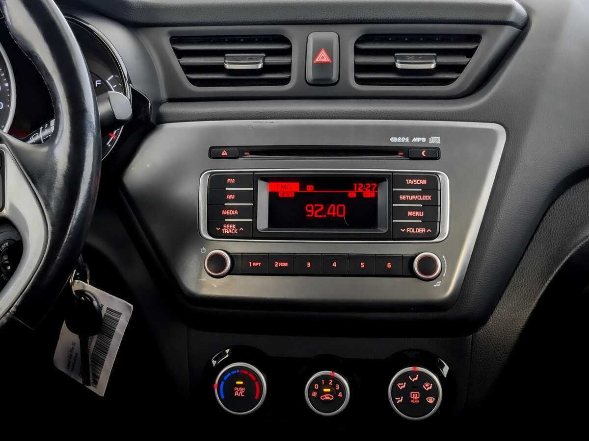 Kia Rio, 2017 - Фото №14