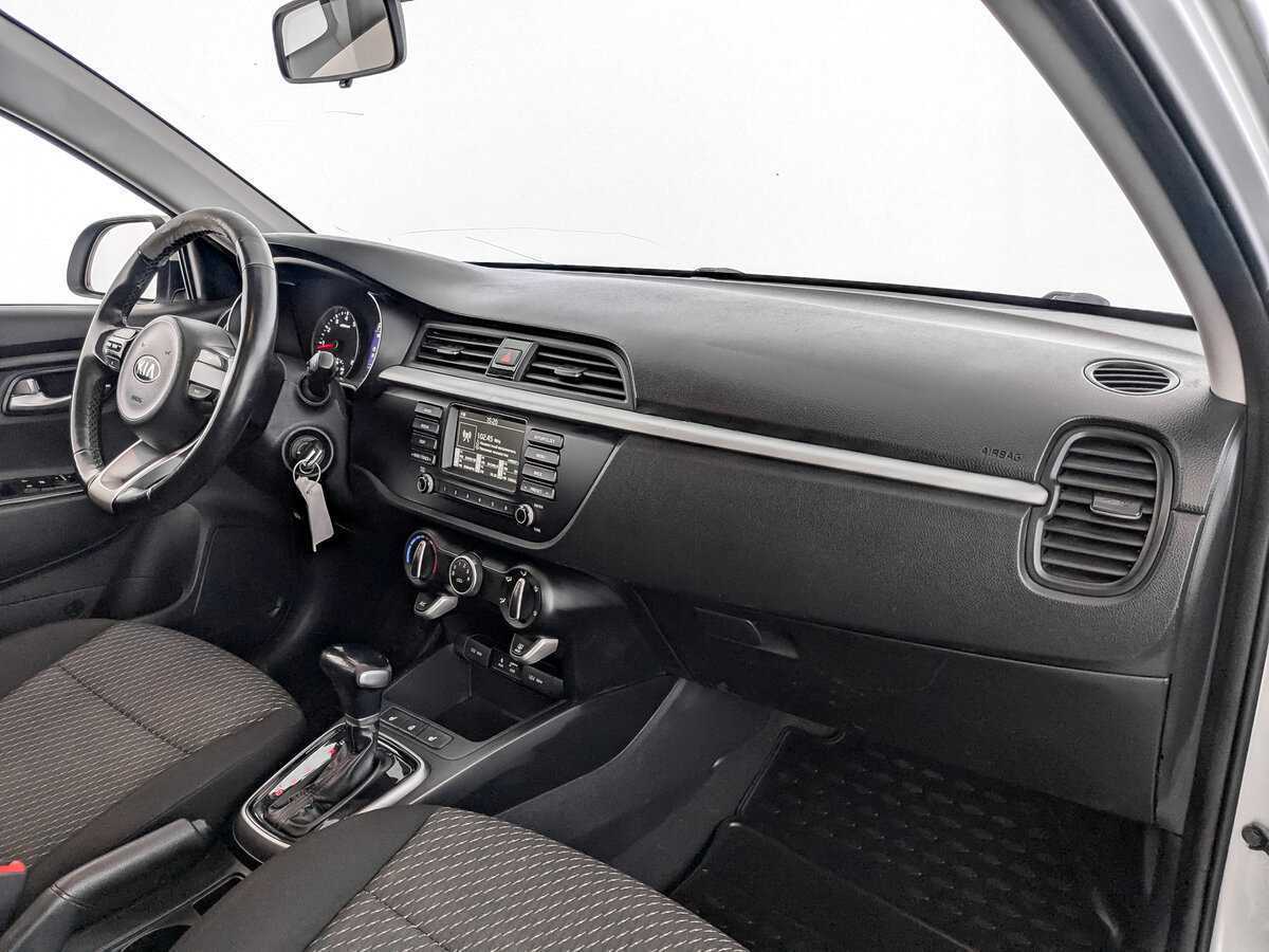 Kia Rio X-Line, 2020 - Фото №10