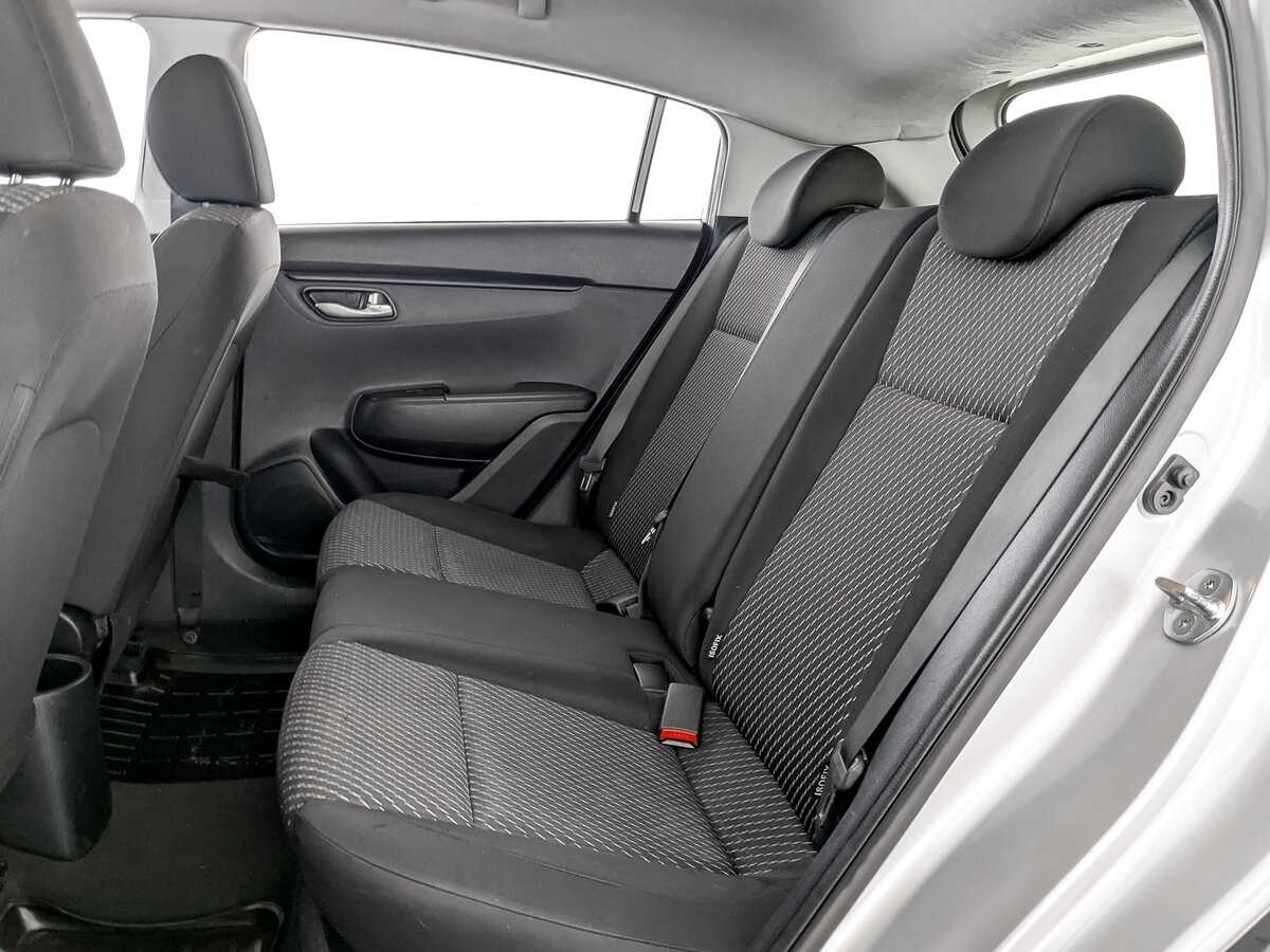 Kia Rio X-Line, 2020 - Фото №11