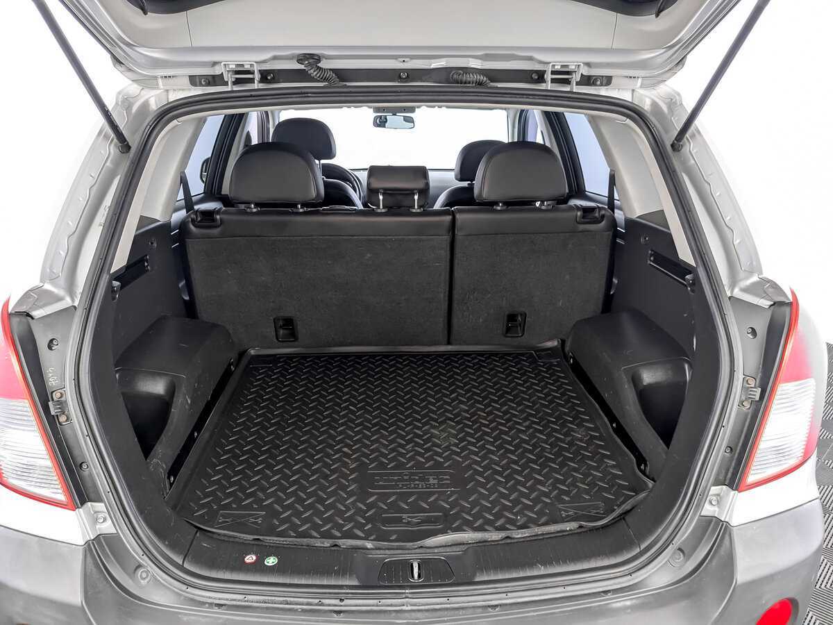 Opel Antara, 2012 - Фото №9