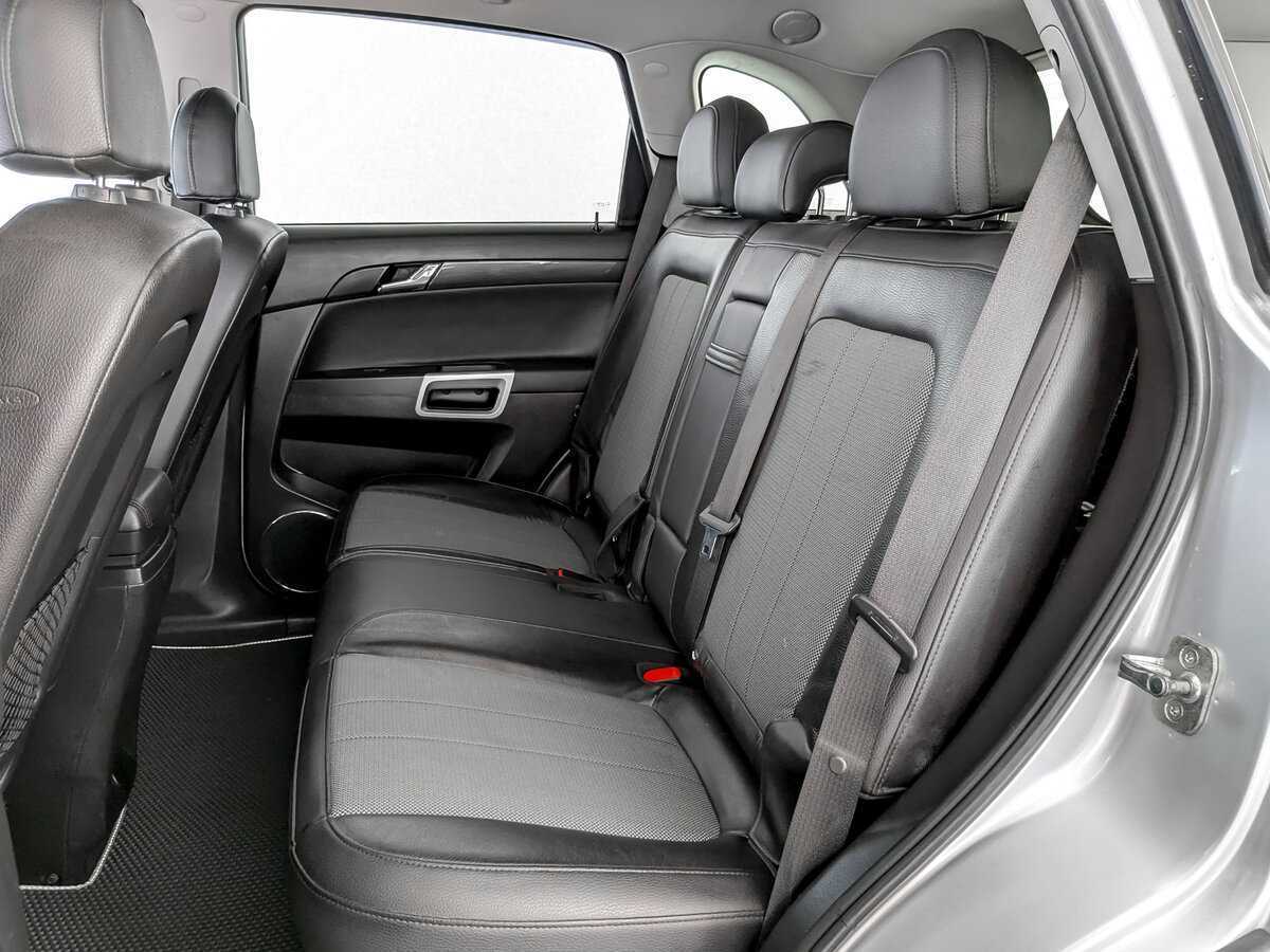 Opel Antara, 2012 - Фото №11