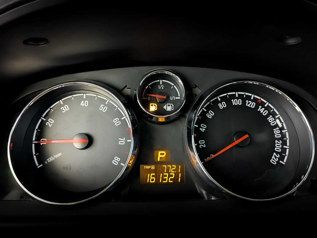 Opel Antara, 2012 - Фото №12