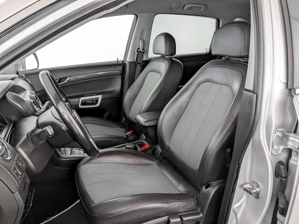 Opel Antara, 2012 - Фото №19