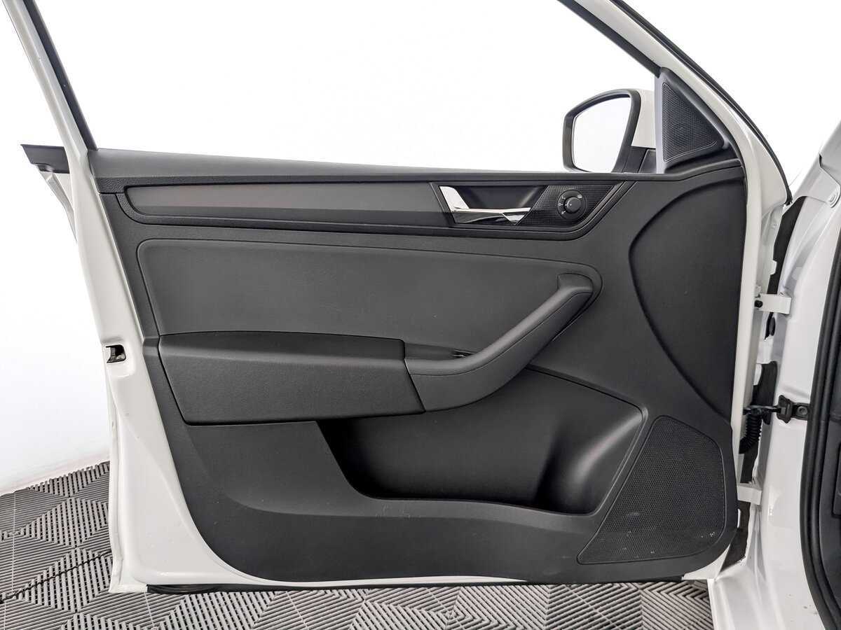 Skoda Rapid, 2017 - Фото №16
