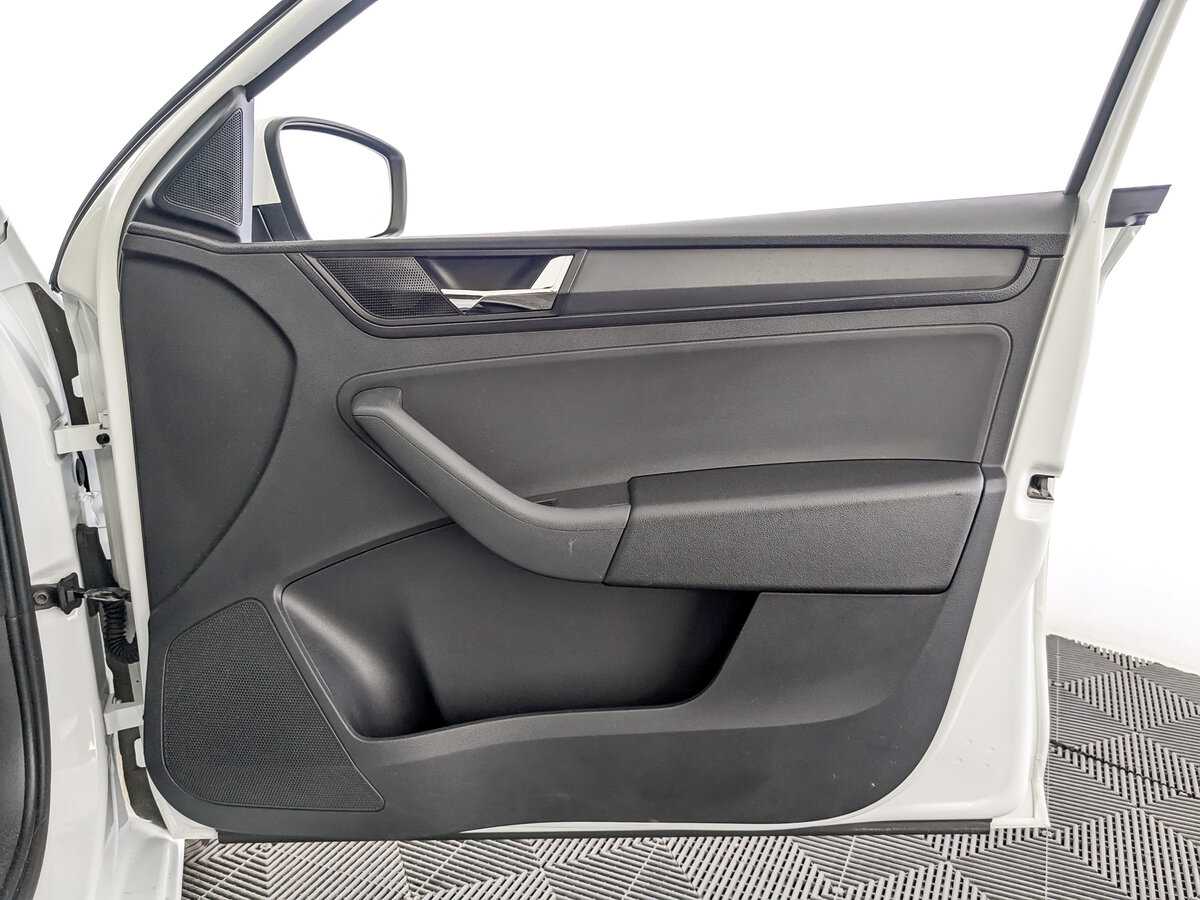 Skoda Rapid, 2017 - Фото №21