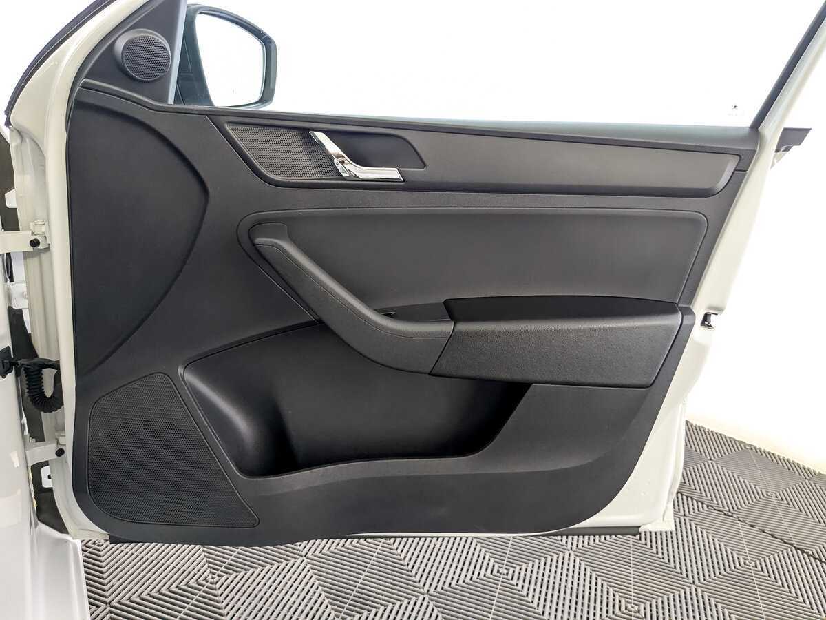 Skoda Rapid, 2017 - Фото №23