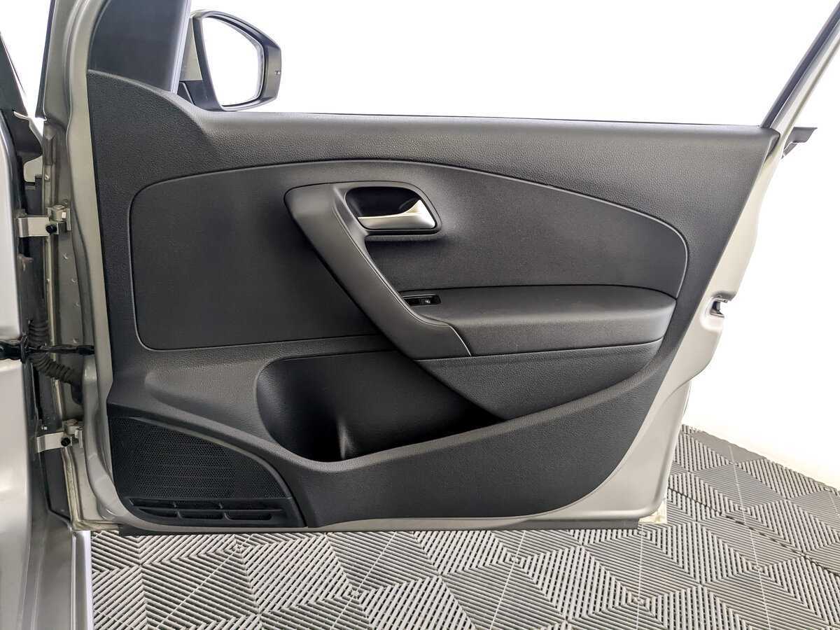 Volkswagen Polo, 2019 - Фото №23