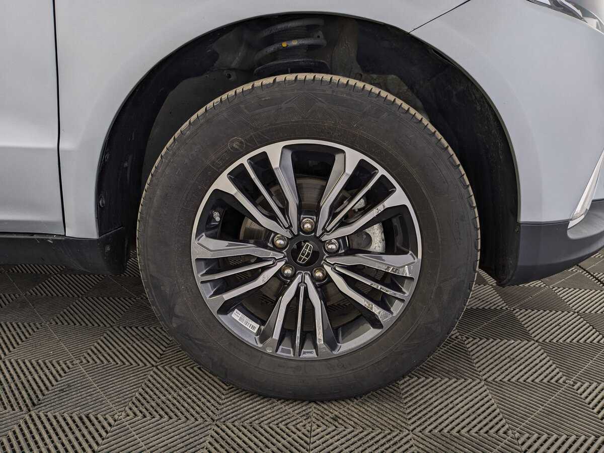 Geely Emgrand X7, 2020 - Фото №11