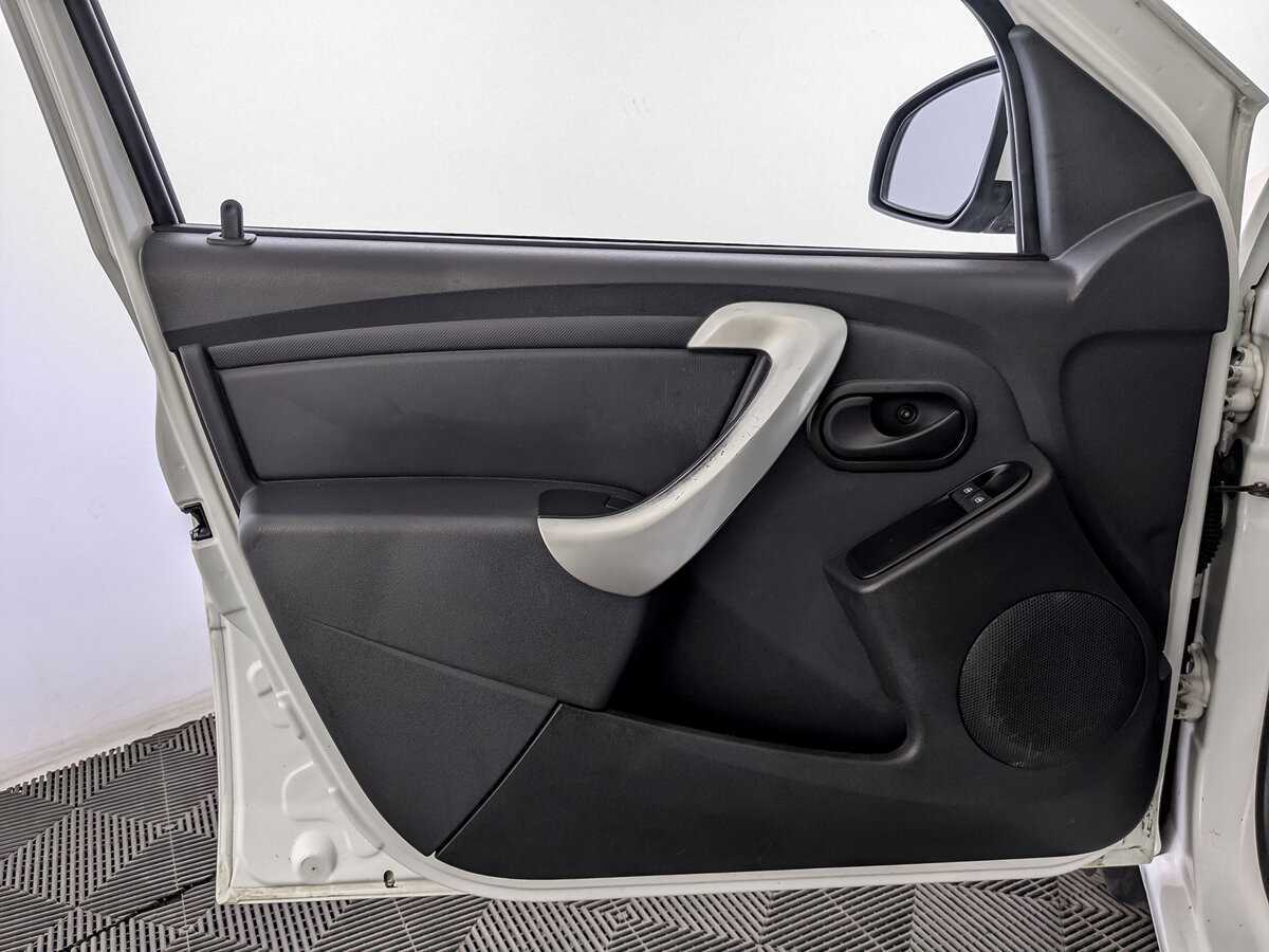 Lada (ВАЗ) Largus Cross, 2021 - Фото №16