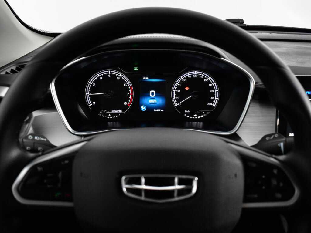 Geely Coolray, 2022 - Фото №10