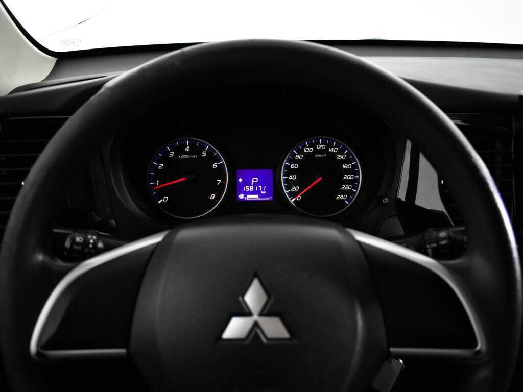 Mitsubishi Outlander, 2014 - Фото №10