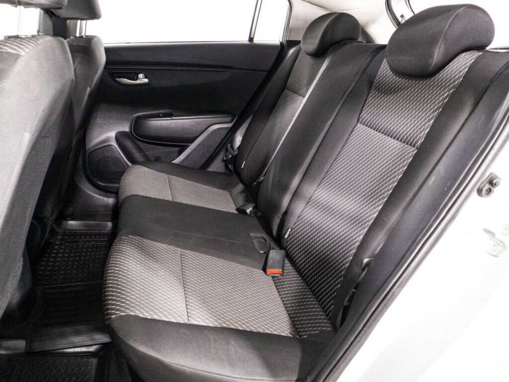 Kia Rio X-Line, 2019 - Фото №9