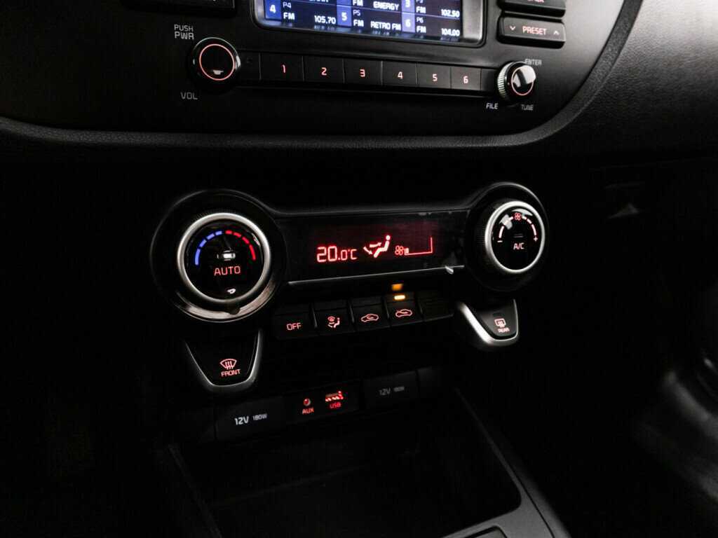 Kia Rio X-Line, 2019 - Фото №15