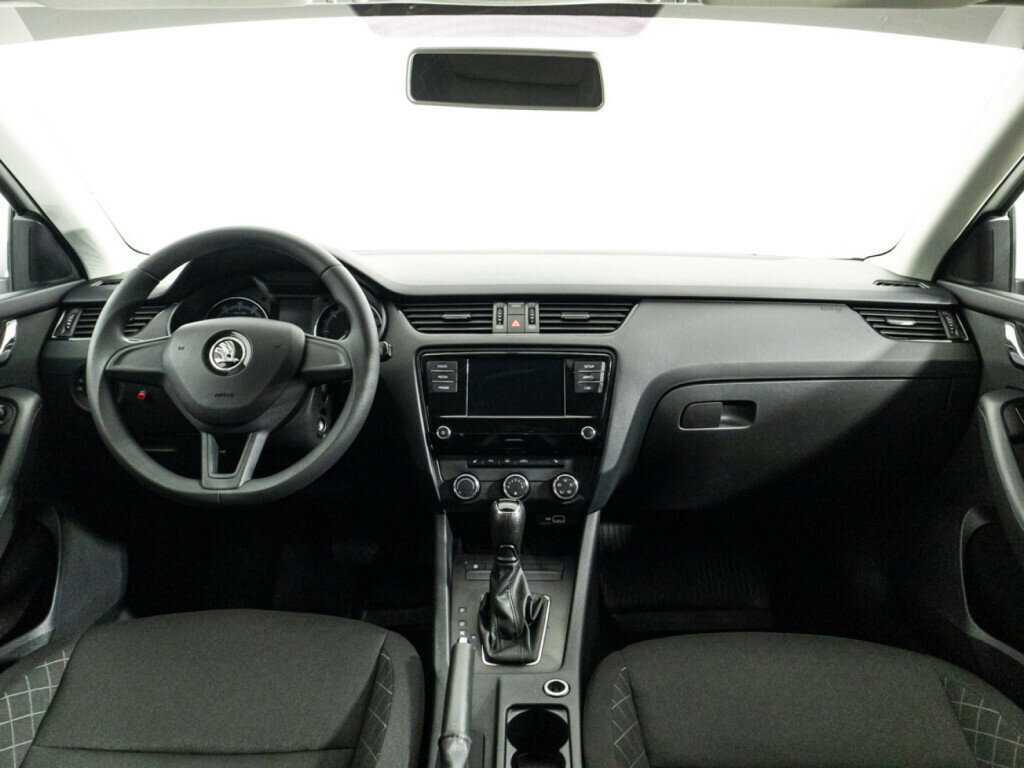 Skoda Octavia, 2018 - Фото №12