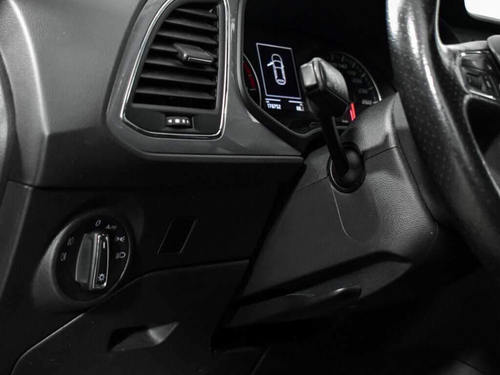 SEAT Leon, 2013 - Фото №9