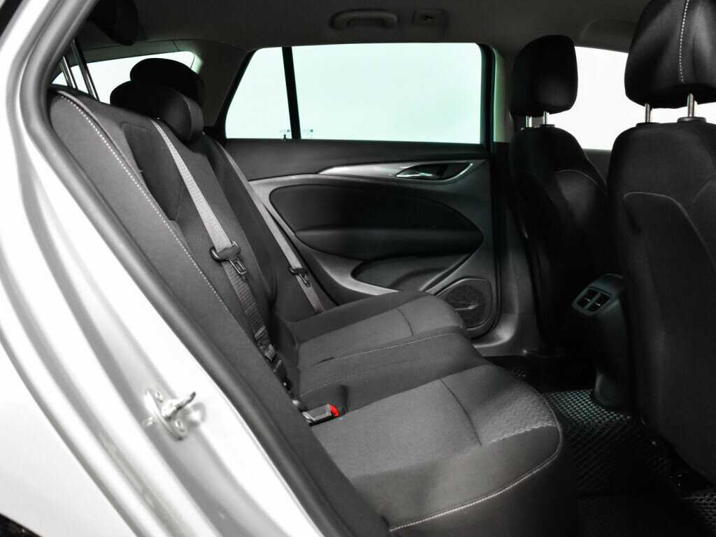 Opel Insignia Country Tourer, 2018 - Фото №9