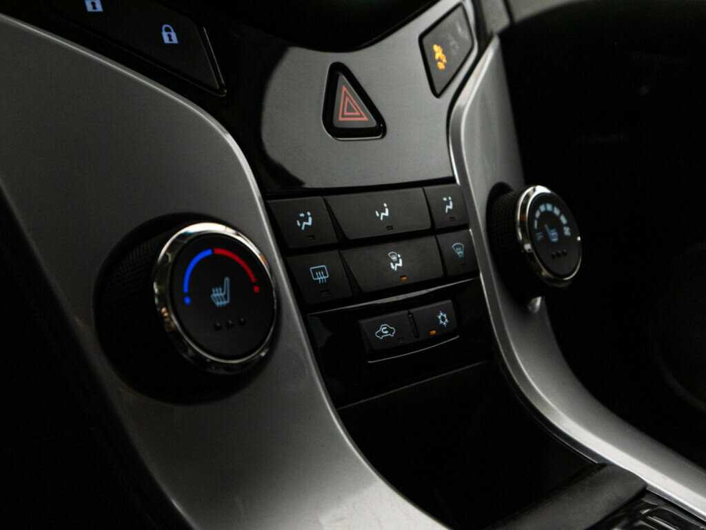 Chevrolet Cruze, 2012 - Фото №14