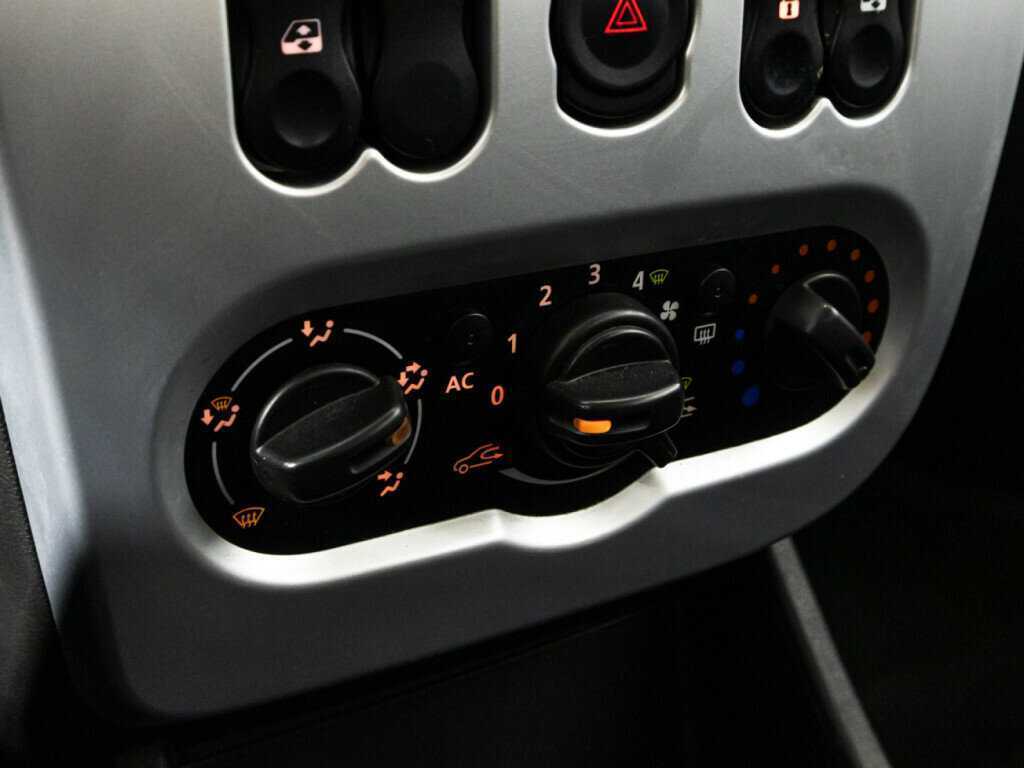 Renault Sandero Stepway, 2013 - Фото №14