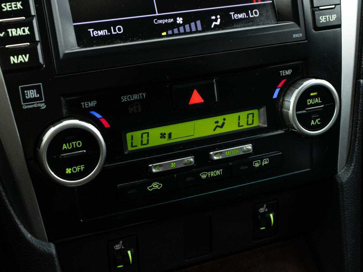 Toyota Camry, 2012 - Фото №18