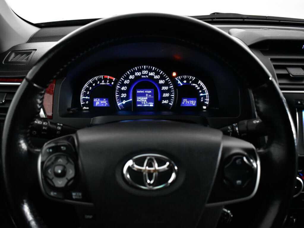 Toyota Camry, 2014 - Фото №10