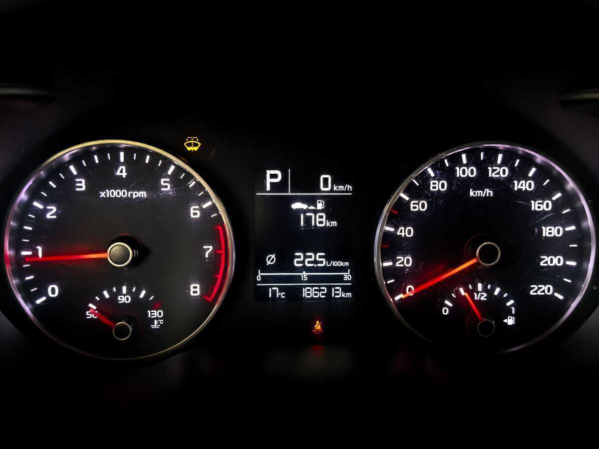 Kia Rio X-Line, 2020 - Фото №12