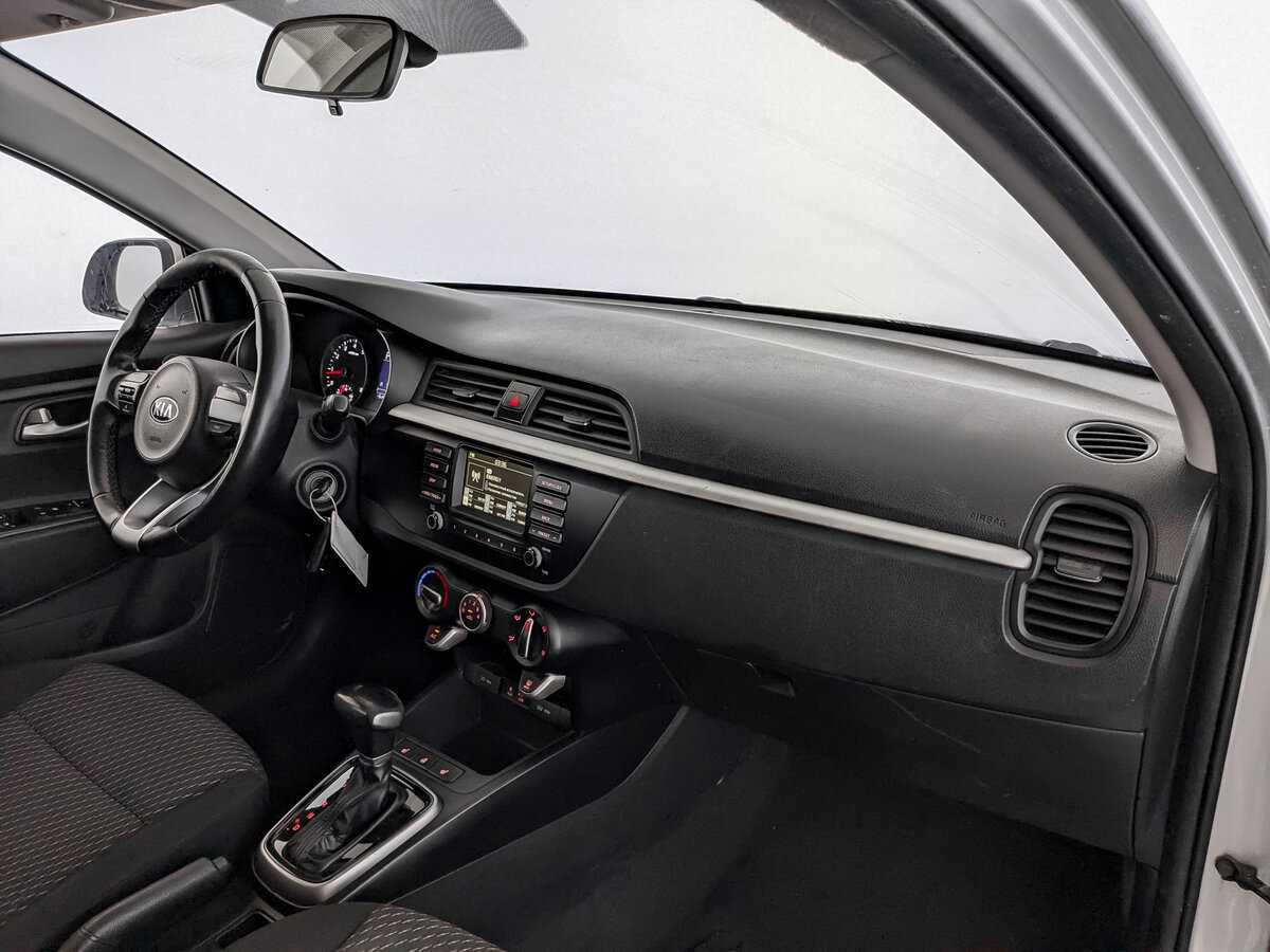 Kia Rio X-Line, 2020 - Фото №9
