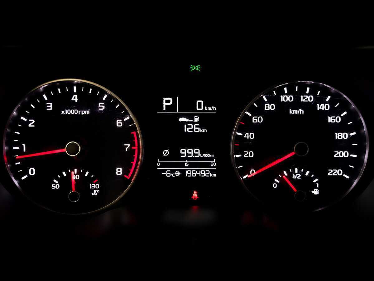 Kia Rio X-Line, 2020 - Фото №11