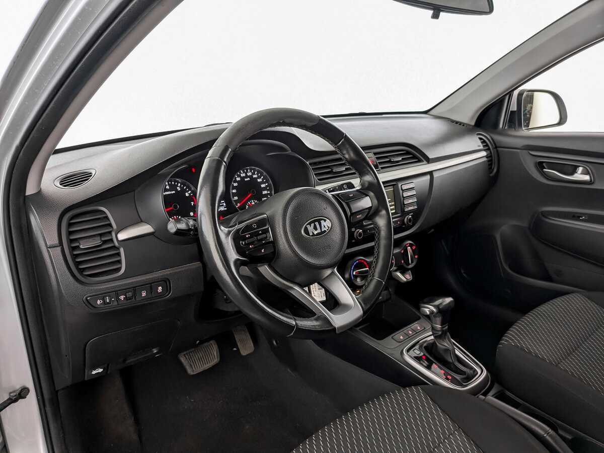 Kia Rio X-Line, 2020 - Фото №14