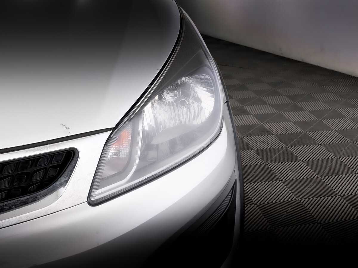 Kia Rio X-Line, 2020 - Фото №15