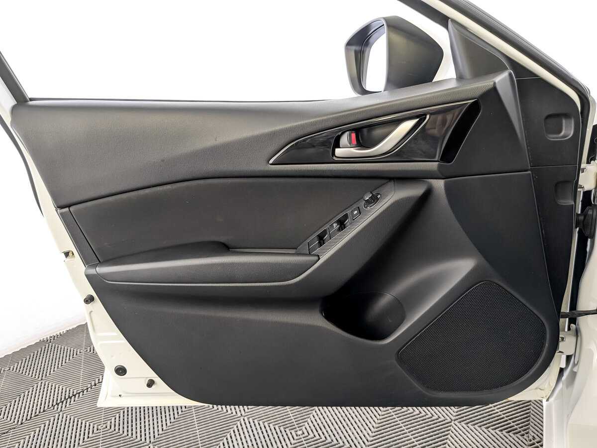Mazda 3, 2015 - Фото №18
