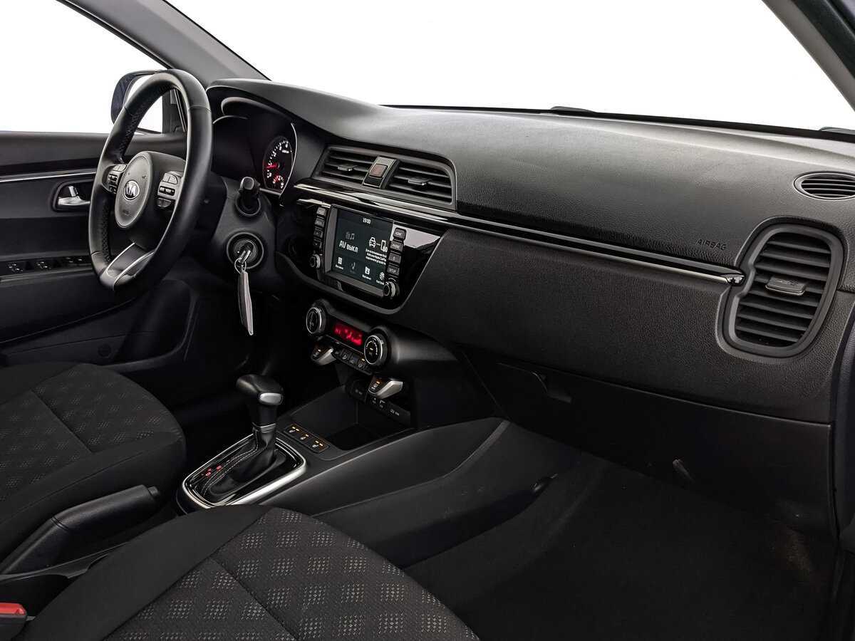 Kia Rio X-Line, 2020 - Фото №12