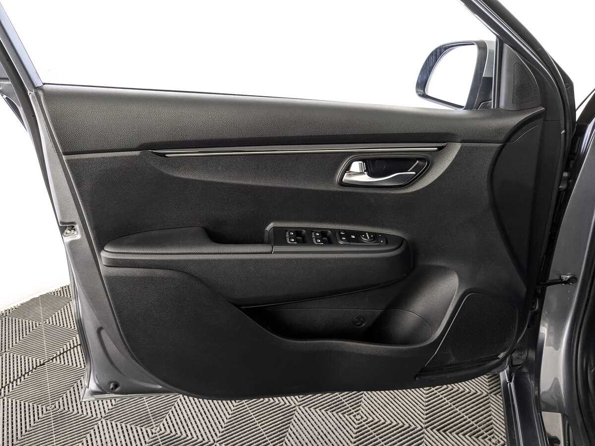 Kia Rio X-Line, 2020 - Фото №18