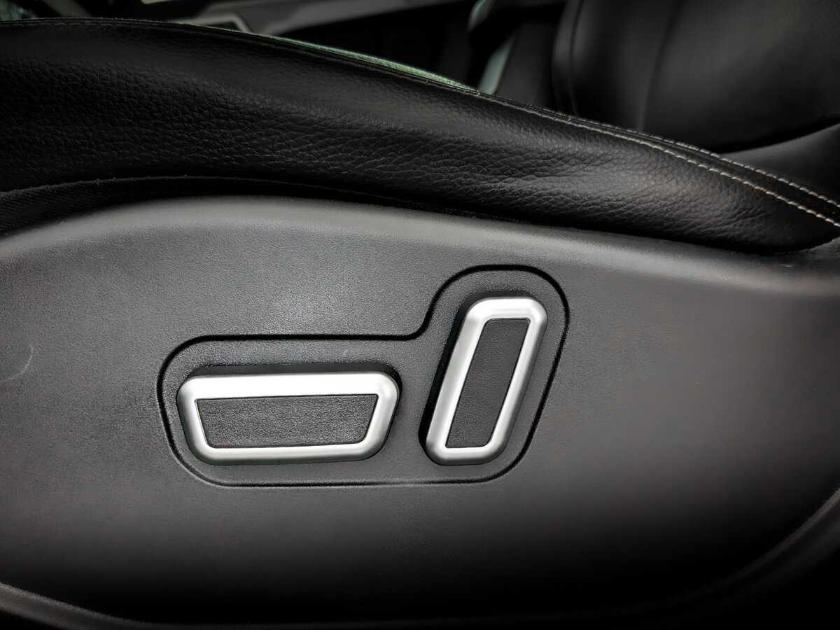 Geely Emgrand X7, 2018 - Фото №20