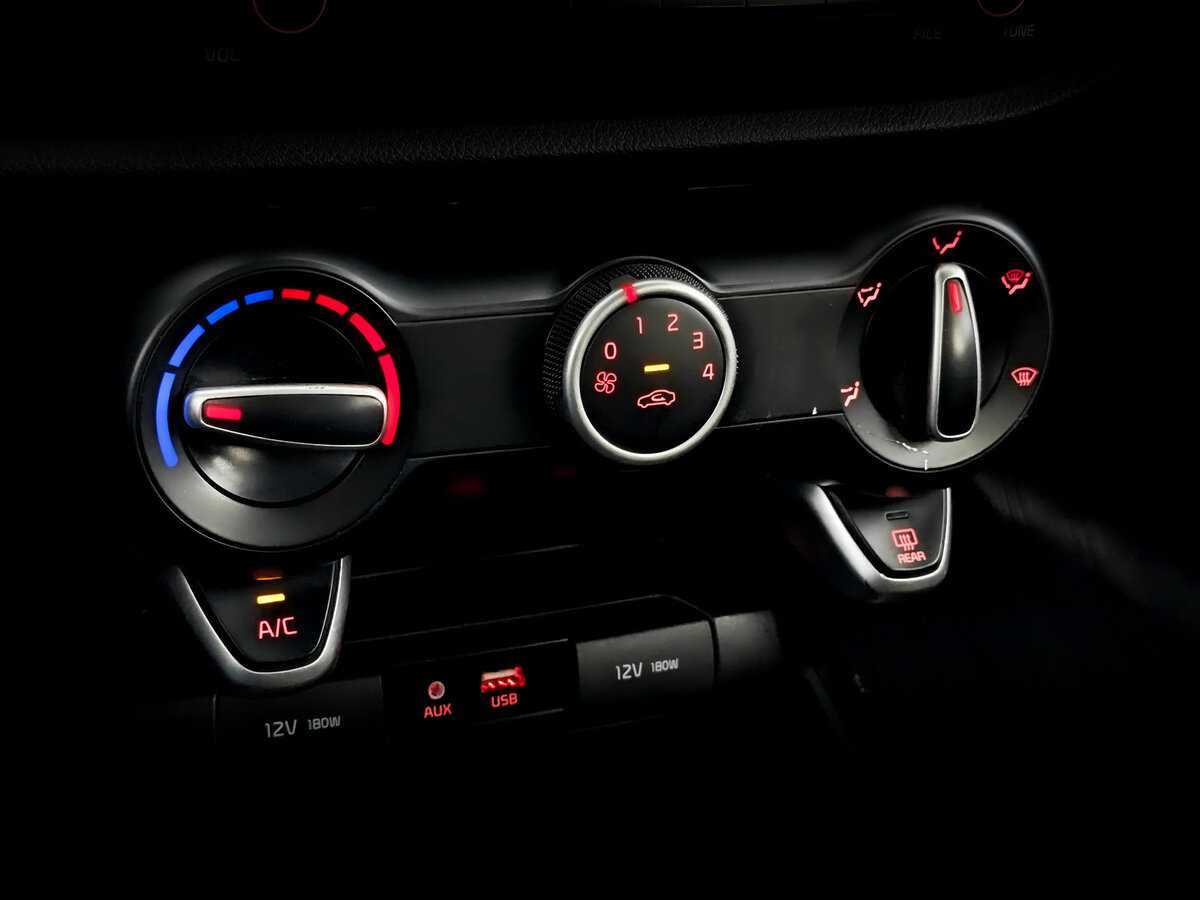 Kia Rio X-Line, 2020 - Фото №22