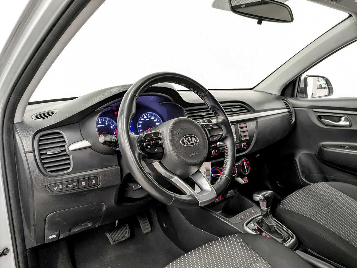 Kia Rio X-Line, 2020 - Фото №15
