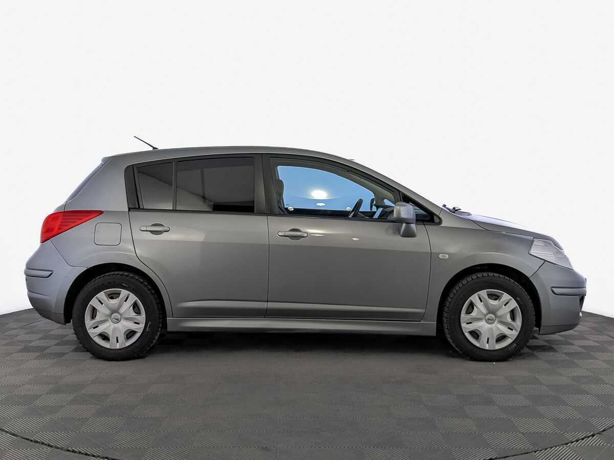 Nissan Tiida, 2013 - Фото №3