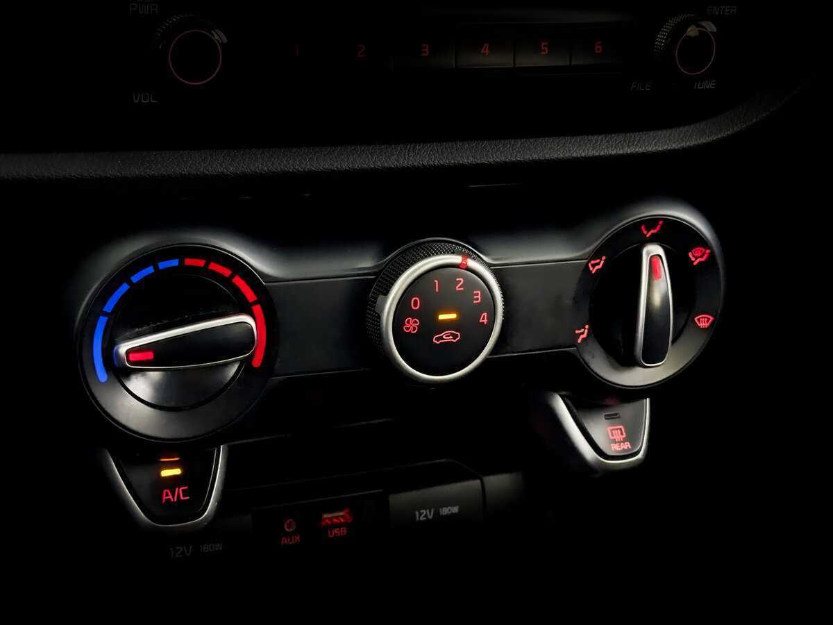 Kia Rio X-Line, 2020 - Фото №23